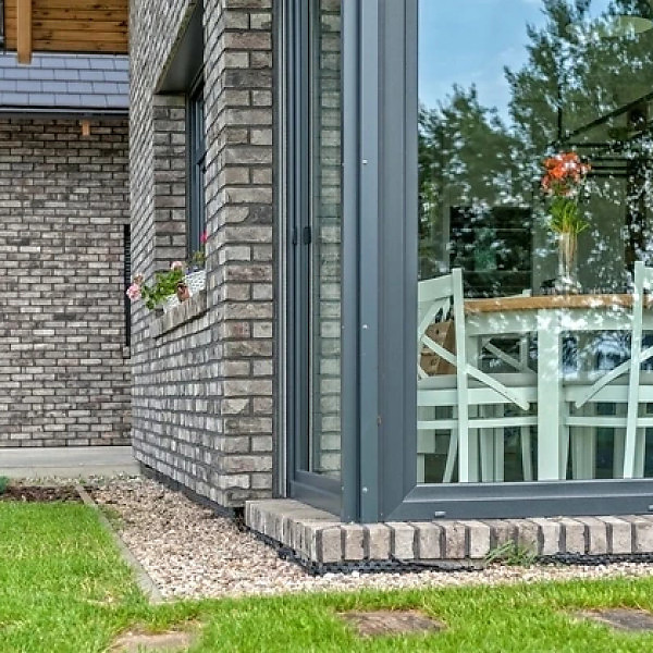 Цегла ручного формування Vandersanden Nevado Light 330